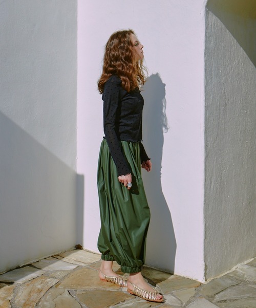 manana suerte(マニャーナスエルテ)の「シアーDOTハイネックトップス(Tシャツ/カットソー・レディース・ブラック/ホワイト・FREE)」の5枚目の写真