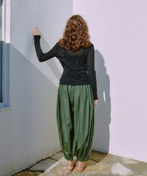 manana suerte(マニャーナスエルテ)の「シアーDOTハイネックトップス(Tシャツ/カットソー・レディース・ブラック/ホワイト・FREE)」の6枚目の写真