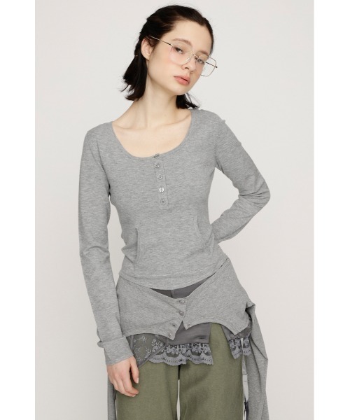 SLY(スライ)の「HENLY NECK TOPS ヘンリーネックトップス 春服(Tシャツ/カットソー・レディース・ブラック系その他2/レッド系その他/杢グレー・FREE)」の8枚目の写真