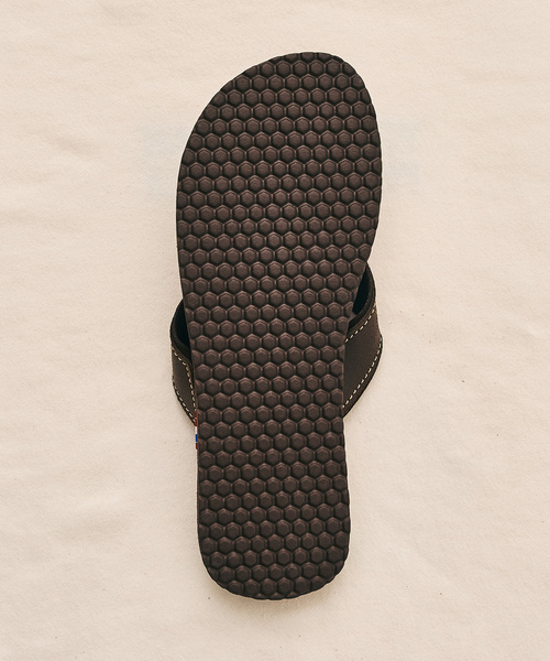 417 EDIFICE（フォーワンセブンエディフィス）の「【COULEUR TONG】 SPERONE サンダル（サンダル・メンズ・ブラック/ブラウン/ベージュ・40/42/44）」の12枚目の写真