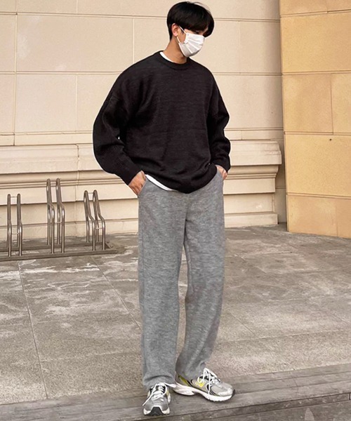 NOWLE（ノウル）の「【NOWLE】袖リブ切り替え 畦編みスリーブ クルーネックニット（ニット/セーター・メンズ・ブラック・LARGE/MEDIUM）」の13枚目の写真