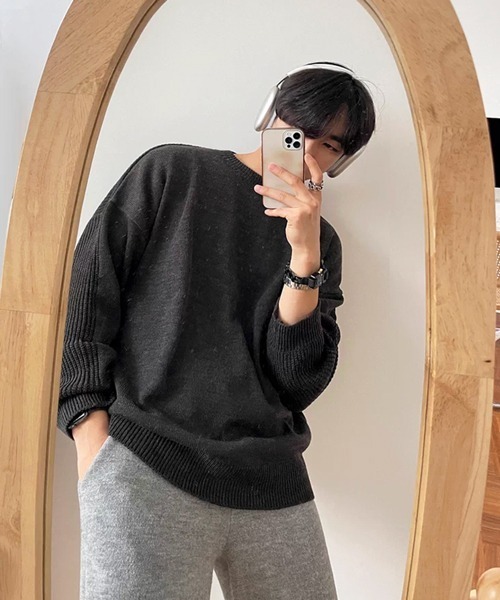 NOWLE（ノウル）の「【NOWLE】袖リブ切り替え 畦編みスリーブ クルーネックニット（ニット/セーター・メンズ・ブラック・LARGE/MEDIUM）」の18枚目の写真