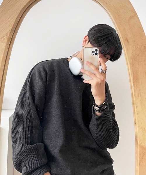 NOWLE（ノウル）の「【NOWLE】袖リブ切り替え 畦編みスリーブ クルーネックニット（ニット/セーター・メンズ・ブラック・LARGE/MEDIUM）」の19枚目の写真