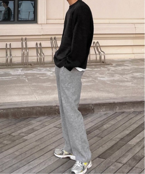 NOWLE（ノウル）の「【NOWLE】袖リブ切り替え 畦編みスリーブ クルーネックニット（ニット/セーター・メンズ・ブラック・LARGE/MEDIUM）」の17枚目の写真