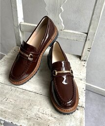 Thevon（ゼボン）の「GLD金具エナメルローファー（その他シューズ）」