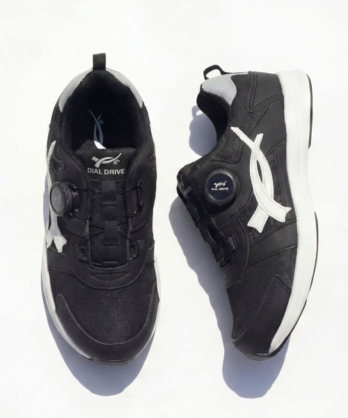 DIAL DRIVE（ダイヤルドライブ）の「ダイヤルドライブ FUSION（スニーカー・キッズ・ブラック/ベージュ・18cm/23cm/22cm/21cm/20cm/19cm）」の2枚目の写真