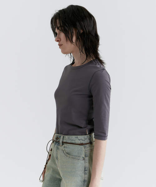 MAGOODGAN(メックウッドガン)の「ルディア 3657 ベーシック 7分袖スリムフィットグレーTシャツ(Tシャツ/カットソー・レディース・その他・SMALL/MEDIUM)」の4枚目の写真