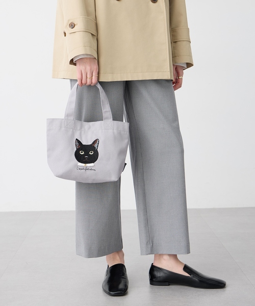 CROSSPLUS ONLINE（クロスプラスオンライン）の「アトリエ・ポピン猫刺しゅうミニトートバッグ（トートバッグ・レディース・ピンク/グレー・フリー）」の4枚目の写真