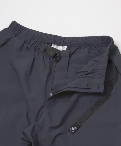 URBAN RESEARCH（アーバンリサーチ）の「Gramicci / LOWERCASE　NYLON WIDE PANT（その他パンツ・メンズ・モカ/ブラック/ネイビー・LARGE/X-LARGE/MEDIUM/SMALL）」の11枚目の写真