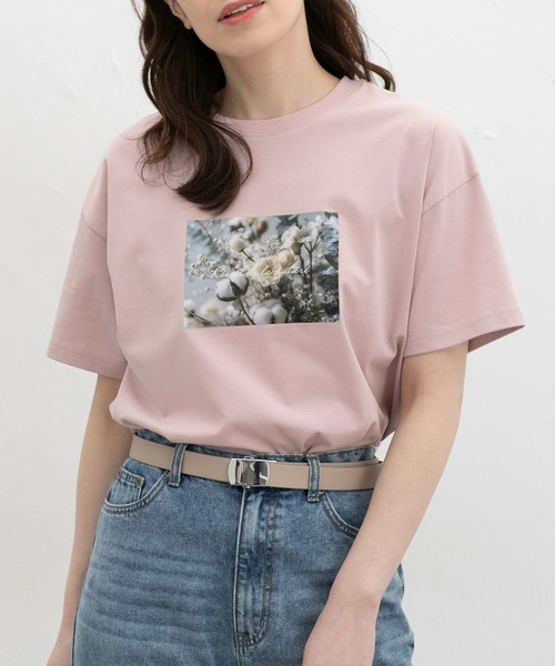 Honeys(ハニーズ)の「【ハニさら・接触冷感・UVカット】フォトプリントTシャツ(Tシャツ/カットソー・レディース・ピンク/ホワイト×グレー/ホワイト×イエロー/スミクロ/ライトグリーン・S/M/LL/L)」の5枚目の写真