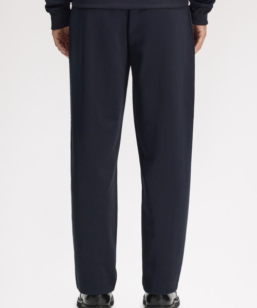 FRED PERRY（フレッドペリー）の「Fly Front Track Pants／フライフロントトラックパンツ（その他パンツ・メンズ・ネイビー・S/M/XS）」の3枚目の写真