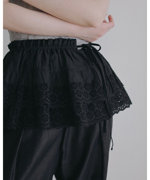 anuke(アンヌーク)の「2way Lace Skirt(スカート・レディース・ブラック/ホワイト・FREE)」の17枚目の写真