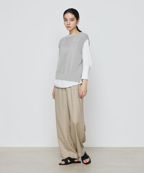 Gabardine K.T(ギャバジンケーティー)の「【前後2WAY】和紙×peフリーゼヤーン スクエアメッシュベスト(ニット/セーター・レディース・オフホワイト/グレー・9号)」の7枚目の写真