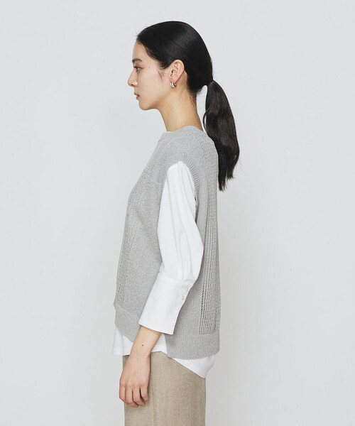 Gabardine K.T(ギャバジンケーティー)の「【前後2WAY】和紙×peフリーゼヤーン スクエアメッシュベスト(ニット/セーター・レディース・オフホワイト/グレー・9号)」の12枚目の写真