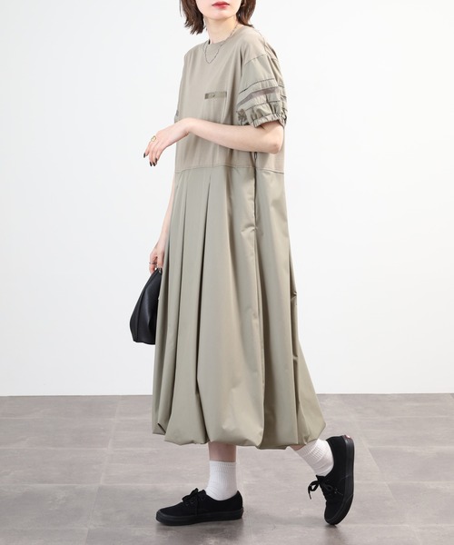 EGLANTINE(エグランティーヌ)の「EGLANTINE 素材切替ワンピース 半袖(ワンピース・レディース・ブラック/モスグリーン/ダークグリーン・40)」の11枚目の写真