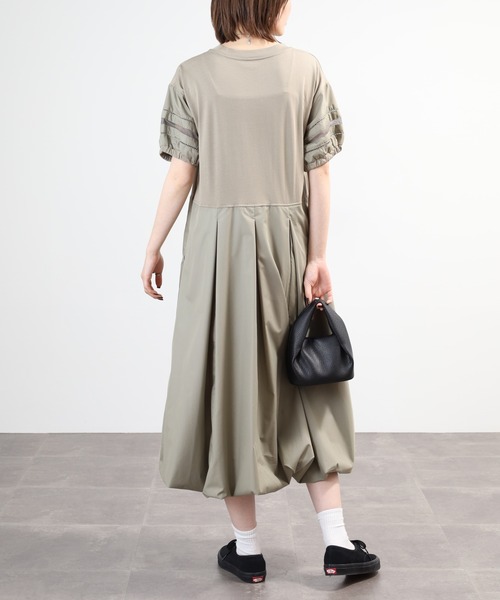 EGLANTINE(エグランティーヌ)の「EGLANTINE 素材切替ワンピース 半袖(ワンピース・レディース・ブラック/モスグリーン/ダークグリーン・40)」の12枚目の写真