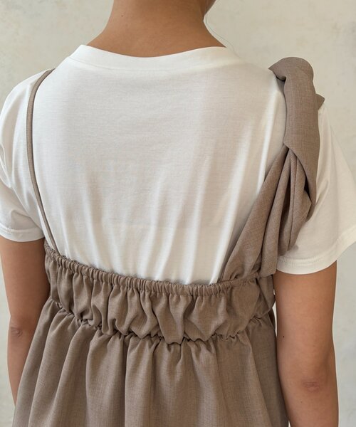 Chez toi（シェトワ）の「ビスチェ見えドッキングプルオーバー×ナロースカート（つなぎ/オールインワン・レディース・ベージュ/ブルー/ブラック・FREE）」の9枚目の写真