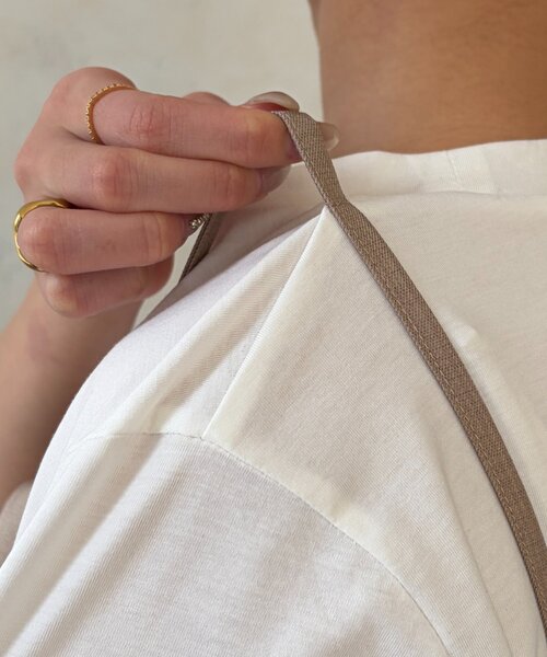 Chez toi（シェトワ）の「ビスチェ見えドッキングプルオーバー×ナロースカート（つなぎ/オールインワン・レディース・ベージュ/ブルー/ブラック・FREE）」の11枚目の写真