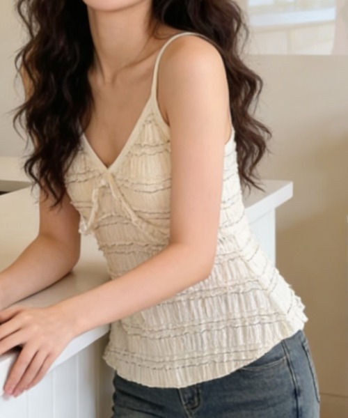 Ada.(エイダ)の「【Mellfy】レース フリル デザイン キャミ トップス(キャミソール・レディース・オフホワイト/ブラック/ベージュ/ピンク・FREE)」の1枚目の写真