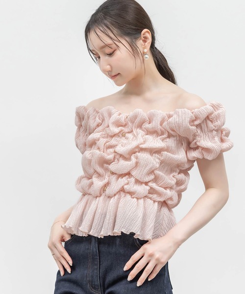 RANDA（ランダ）の「シャーリングオフショルダートップス（シャツ/ブラウス・レディース・ブラック/アイボリー/ピンク・FREE）」の3枚目の写真