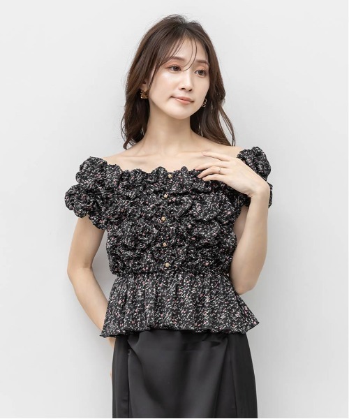 RANDA（ランダ）の「シャーリングオフショルダートップス（シャツ/ブラウス・レディース・ブラック/アイボリー/ピンク・FREE）」の7枚目の写真