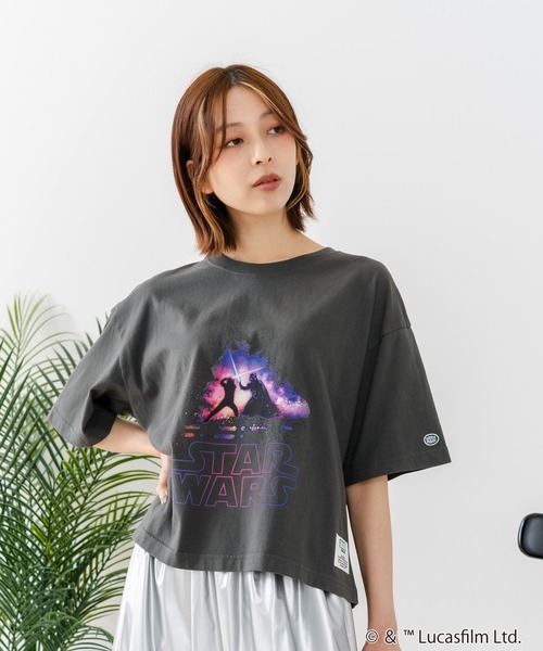 DISCUS(ディスカス)の「【DISCUS/ディスカス】【選べる丈感・STARWARS】DISCUS×スターウォーズ コラボTシャツ クロップド短丈・BIGシルエット(Tシャツ/カットソー・レディース・ブラック系その他4/ブラック系その他2/ブラック系その他/ブラック系その他3・MEDIUM/LARGE)」の16枚目の写真