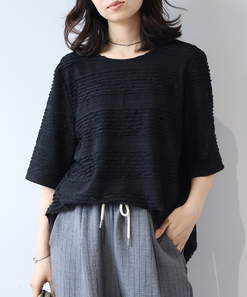leswel(レスウェル)の「【M~5L】フリルシャーリングニットプルオーバー(Tシャツ/カットソー・レディース・ブラック/グリーン/ブラウン・M/L/LL/3L/4L/5L)」の6枚目の写真