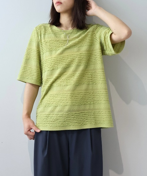 leswel(レスウェル)の「【M~5L】フリルシャーリングニットプルオーバー(Tシャツ/カットソー・レディース・ブラック/グリーン/ブラウン・M/L/LL/3L/4L/5L)」の9枚目の写真