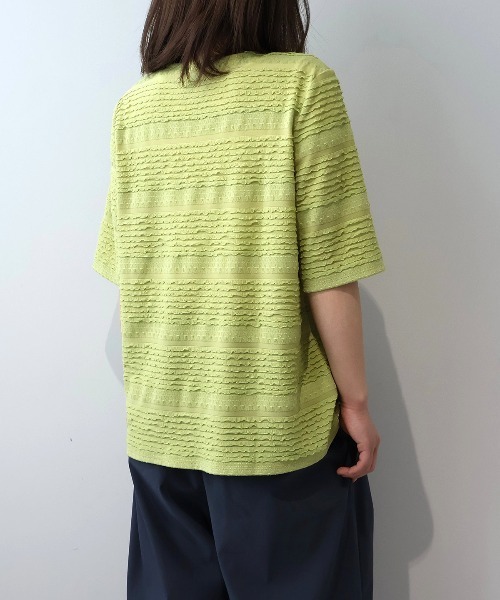 leswel(レスウェル)の「【M~5L】フリルシャーリングニットプルオーバー(Tシャツ/カットソー・レディース・ブラック/グリーン/ブラウン・M/L/LL/3L/4L/5L)」の12枚目の写真