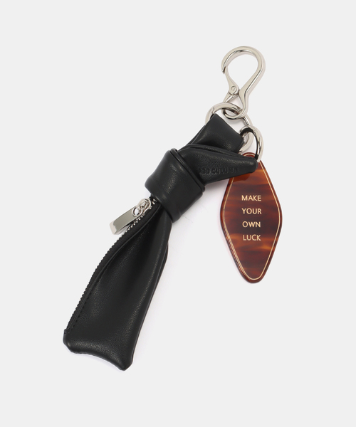 Spick & Span(スピックアンドスパン)の「ADD CULUMN / アドカラム 別注AMULET CHARM(その他小物・レディース・アイボリー/ブラック・FREE)」の5枚目の写真