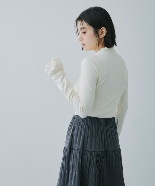 Mirette（ミレット）の「レースリボンタイアシンメトリーハイネックトップス / Lace Ribbon Tie Asymmetry High Neck Top（Tシャツ/カットソー・レディース・ナチュラル・SMALL/MEDIUM/LARGE）」の13枚目の写真