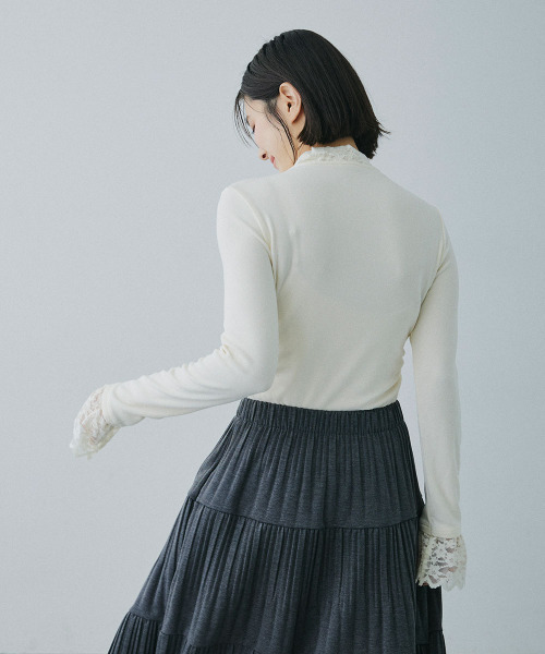 Mirette（ミレット）の「レースリボンタイアシンメトリーハイネックトップス / Lace Ribbon Tie Asymmetry High Neck Top（Tシャツ/カットソー・レディース・ナチュラル・SMALL/MEDIUM/LARGE）」の12枚目の写真