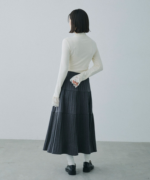 Mirette（ミレット）の「レースリボンタイアシンメトリーハイネックトップス / Lace Ribbon Tie Asymmetry High Neck Top（Tシャツ/カットソー・レディース・ナチュラル・SMALL/MEDIUM/LARGE）」の4枚目の写真
