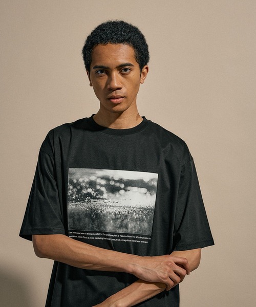 NUMERALS（ヌメラルズ）の「[NUMERALS]PHOTO PRINT T-SHIRT（Tシャツ/カットソー・メンズ・ホワイト/ブラック・LARGE/MEDIUM）」の13枚目の写真