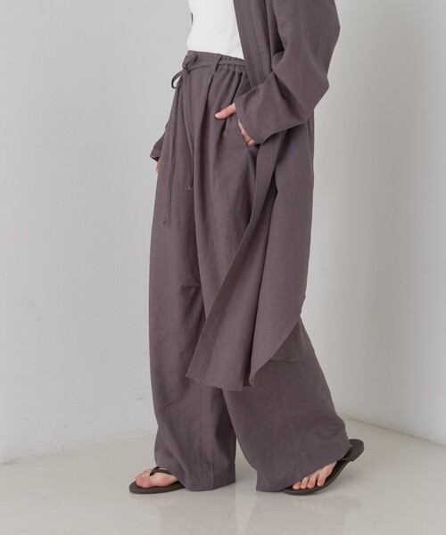 Rouge vif（ルージュヴィフ）の「【セットアップ対応】リネンタックイージーパンツ/ウエストゴム/夏服（その他パンツ・レディース・チャコールグレー/ホワイト・38/36）」の8枚目の写真