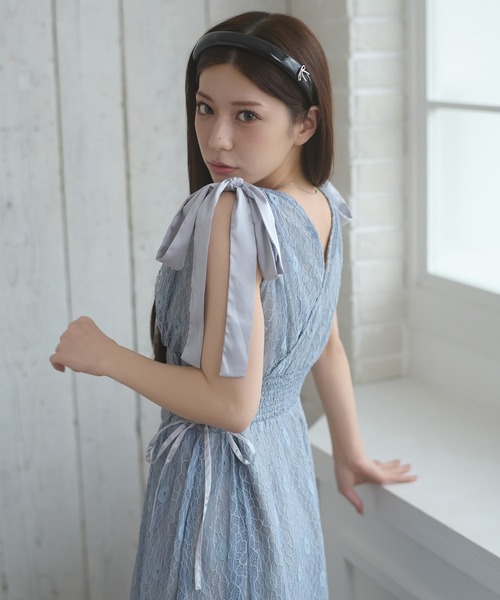 Ambre Neige(アンブルネージュ)の「lace ribbon dress / レースリボンワンピース(シャツワンピース・レディース・ブルー系その他/アイボリー/ブラック・FREE)」の4枚目の写真