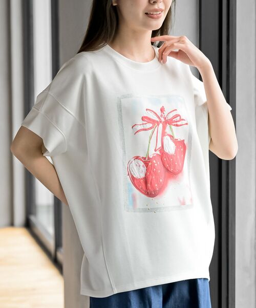 rps(アールピーエス)の「絵画プリントダンボールワイドT(Tシャツ/カットソー・レディース・オフホワイト/ホワイト系その他2/ホワイト系その他3・フリー)」の2枚目の写真