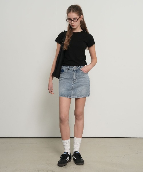 GENERAL IDEA(ジェネラルアイデア)の「【GENERAL IDEA】ウォッシュデニムミニスカート / WASHING DENIM MINI SKIRT(デニムスカート・レディース・ダークブルー/ライトブルー・S/M/L)」の13枚目の写真
