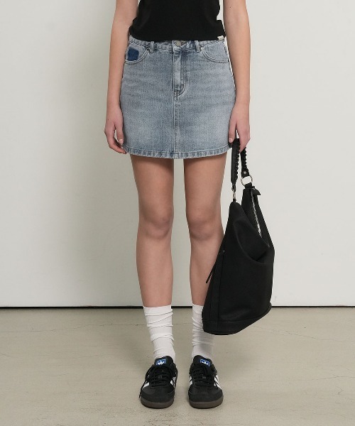 GENERAL IDEA(ジェネラルアイデア)の「【GENERAL IDEA】ウォッシュデニムミニスカート / WASHING DENIM MINI SKIRT(デニムスカート・レディース・ダークブルー/ライトブルー・S/M/L)」の10枚目の写真