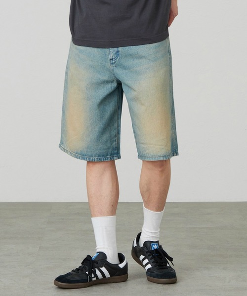 Lee(リー)の「Wranglerデニムショーツ ユニセックス/ショートパンツ(デニムパンツ・メンズ・ライトインディゴブルー/ブラック系その他・SMALL/MEDIUM/LARGE/X-LARGE/X-SMALL)」の4枚目の写真