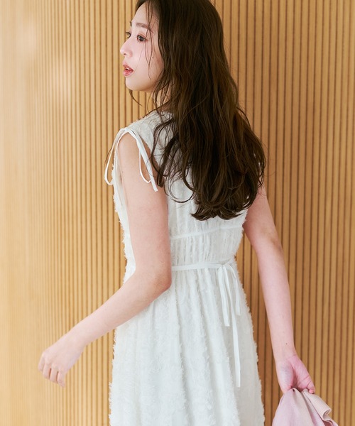 MISCH MASCH（ミッシュマッシュ）の「2026春夏新作 フリンジジャガードワンピース（ワンピース・レディース・ブラック/ホワイト・S/M）」の6枚目の写真