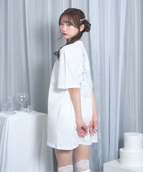Honey Cinnamon(ハニーシナモン)の「dog charm Tシャツ(Tシャツ/カットソー・レディース・ホワイト/ブラック・FREE)」の5枚目の写真