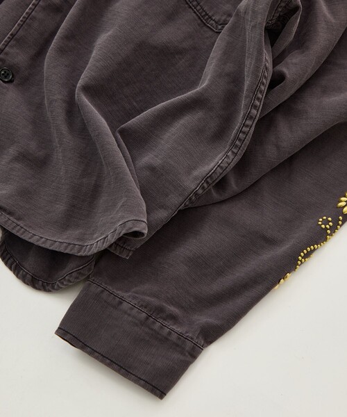 REMI RELIEF(レミレリーフ)の「【REMI RELIEF/レミレリーフ】WIDE MILITARY SHIRT(袖:スタッズ)(シャツ/ブラウス・メンズ・ダークグレー/カーキ・XL/L/M)」の20枚目の写真