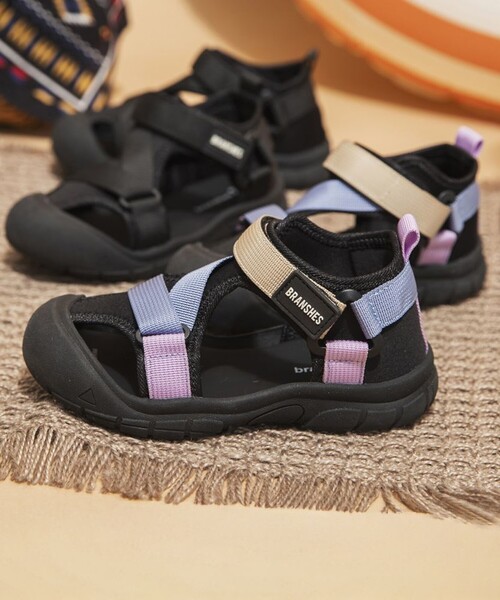 BRANSHES(ブランシェス)の「つま先ガードソールベルトサンダル(サンダル・キッズ・ブラック/カラフル・18.0cm/17.0cm/20.0cm/19.0cm/21.0cm/16.0cm/15.0cm/14.0cm)」の13枚目の写真