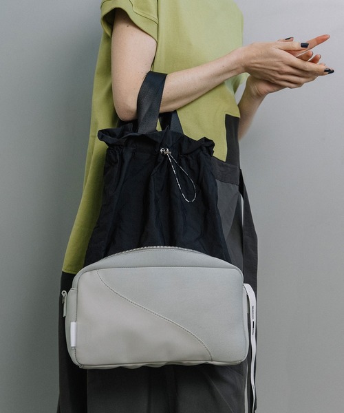MARECHAL TERRE(マルシャルテル)の「2Wayショルダーバック(ショルダーバッグ・レディース・ダークグレー/グリーン/グレイッシュベージュ/ブラック・FREE)」の14枚目の写真