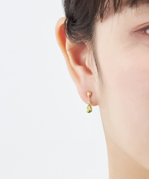 festaria bijou SOPHIA(フェスタリアビジュソフィア)の「K10YG ペリドット ピアス(ピアス(両耳用)・レディース・イエローゴールド・ONE SIZE)」の3枚目の写真