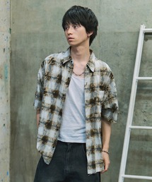 ILL'S（イルズ）の「ウォッシュ加工 半袖チェックシャツ カットオフ グランジ メンズ レディース（シャツ/ブラウス）」