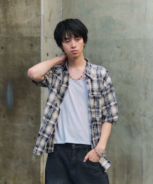 ILL'S（イルズ）の「ウォッシュ加工 半袖チェックシャツ カットオフ グランジ メンズ レディース（シャツ/ブラウス・メンズ・ブラック/ネイビー/ベージュ・L/M）」の3枚目の写真