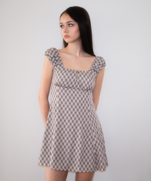 ROSEFRANTZ（ロゼフランツ）の「Puff Sleeve Romantic Mini Dress [Brown]（ワンピース・レディース・アッシュブラウン・SMALL/MEDIUM）」の6枚目の写真