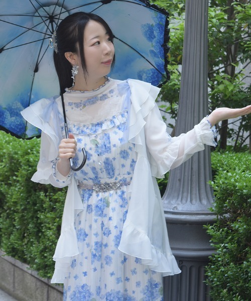 axes femme(アクシーズファム)の「紫陽花刺繍フリルガウン(カーディガン/ボレロ・レディース・ホワイト/ラベンダー・FREE)」の11枚目の写真